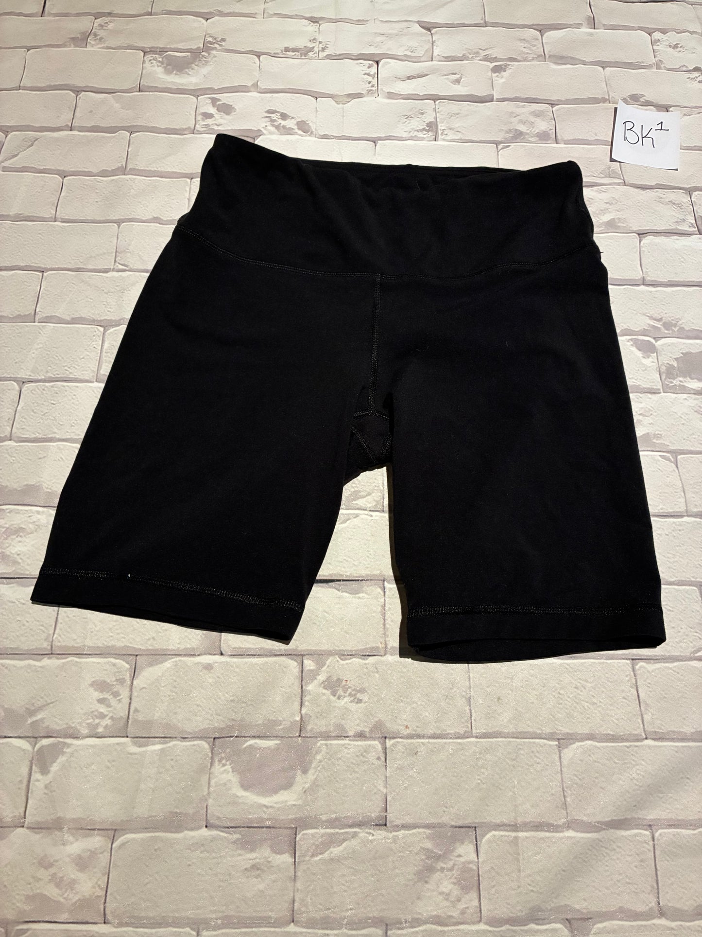 Ladies Bottoms Size M