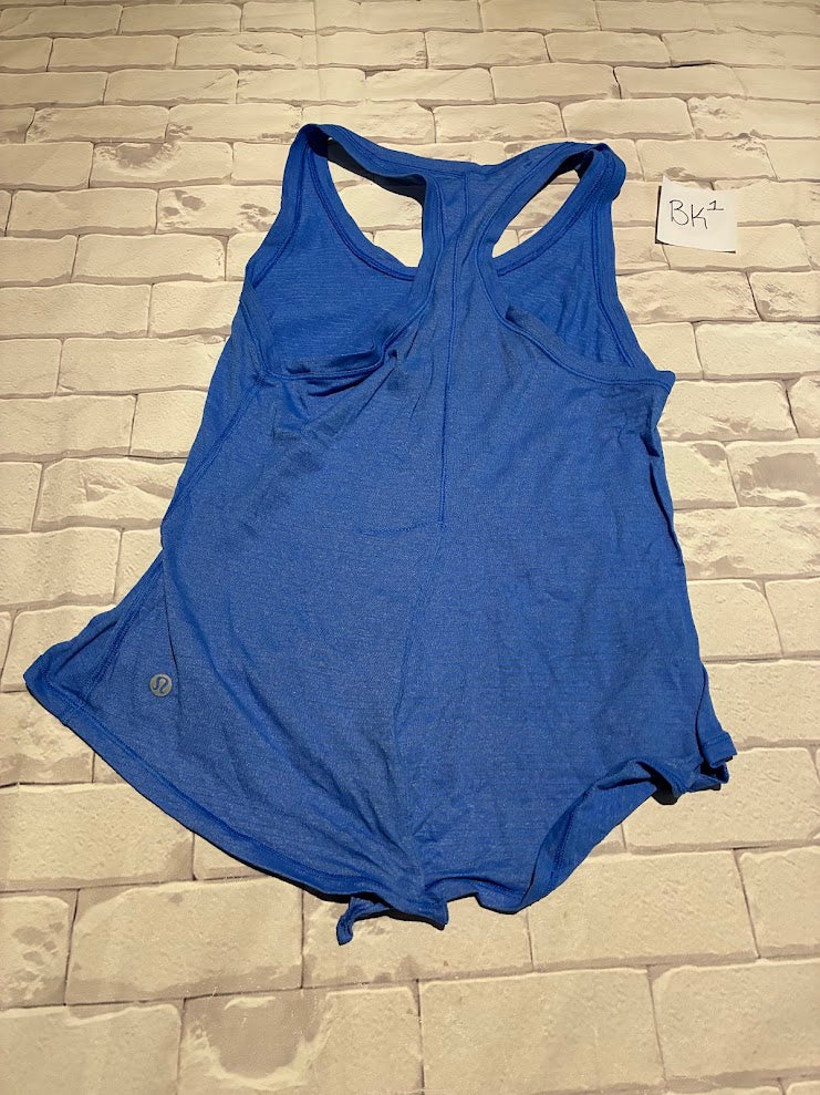 Ladies Top Size 6
