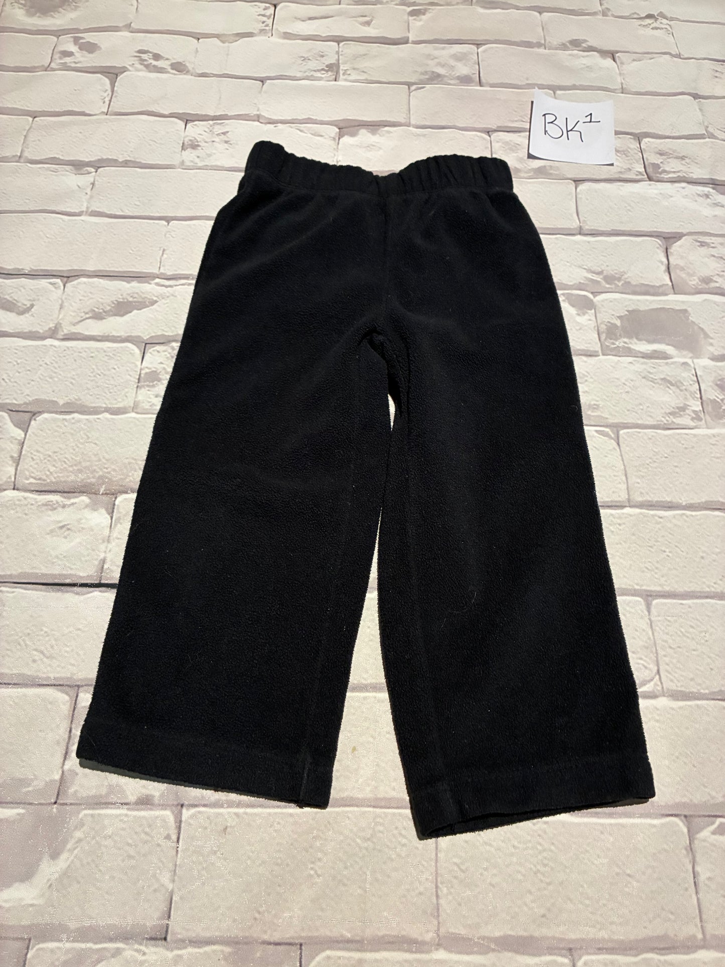 Bottoms Size 18m