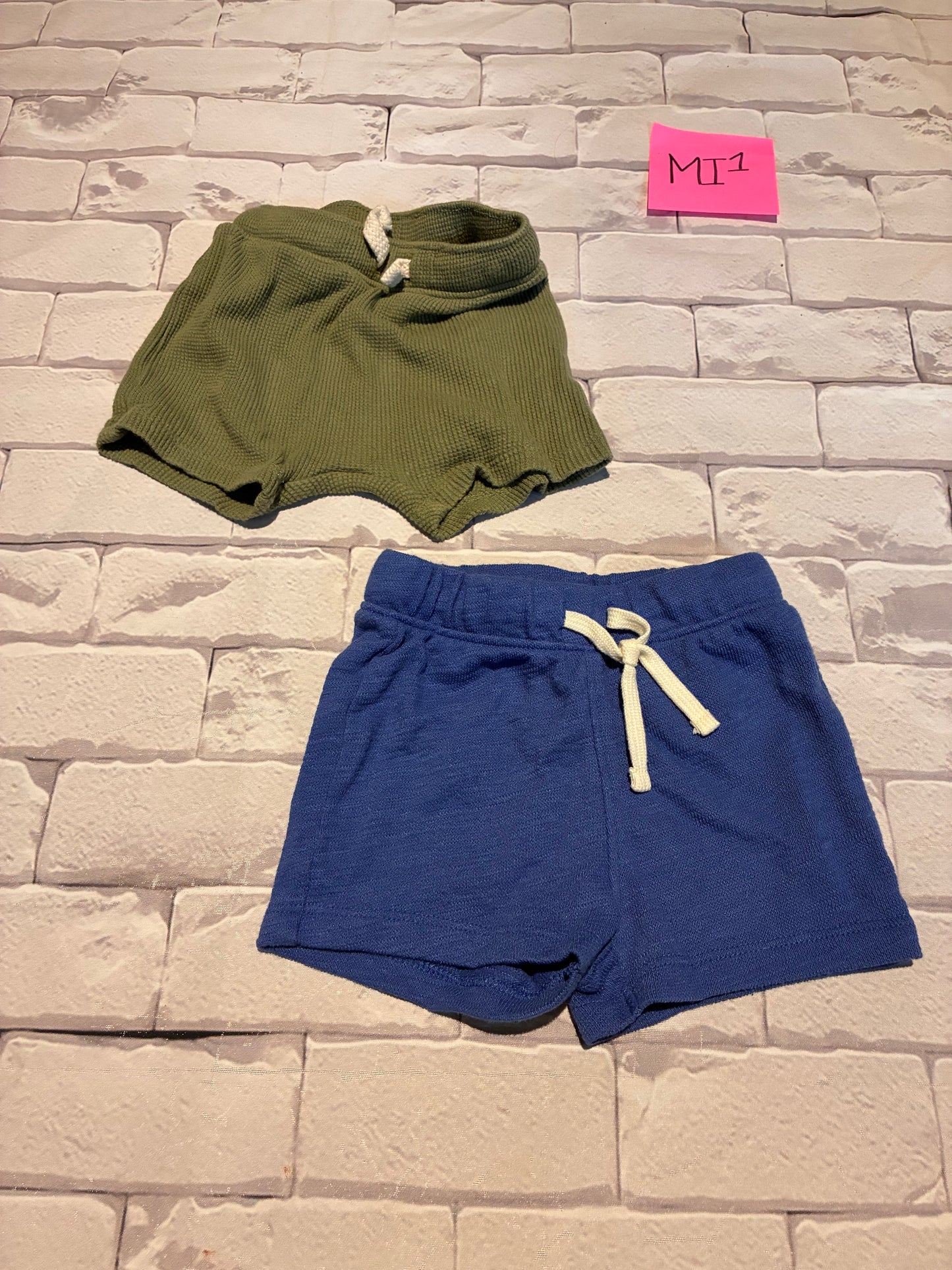 Bottoms Size 3-6m