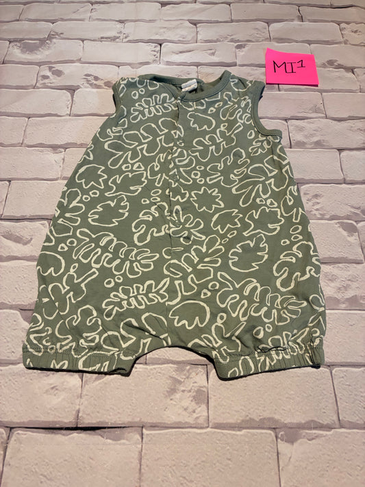 Outfit Size 6-9m
