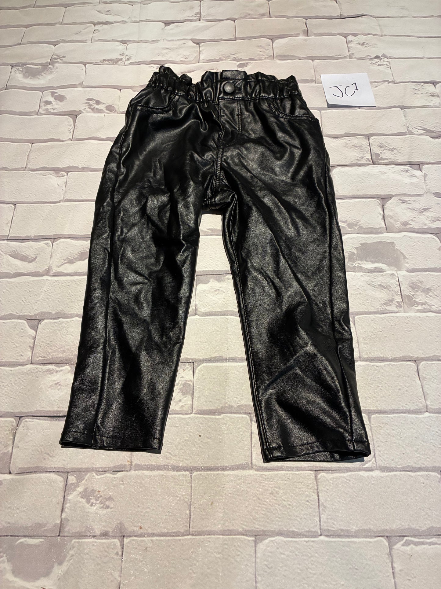 Bottoms Size 3T