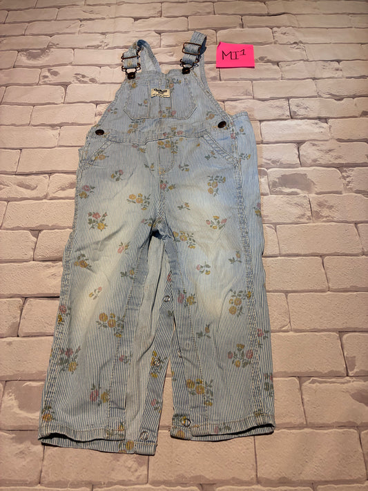 Outfit Size 24m