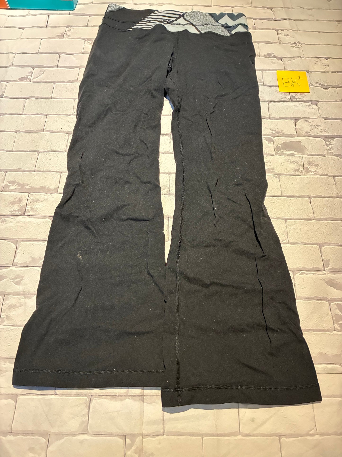 Ladies Bottoms Size 10 Play