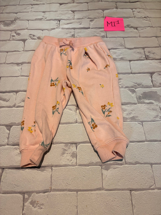 Bottoms Size 18m