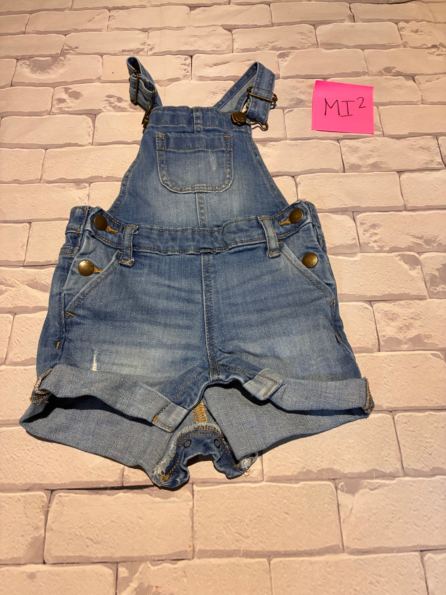 Outfit Size 2T