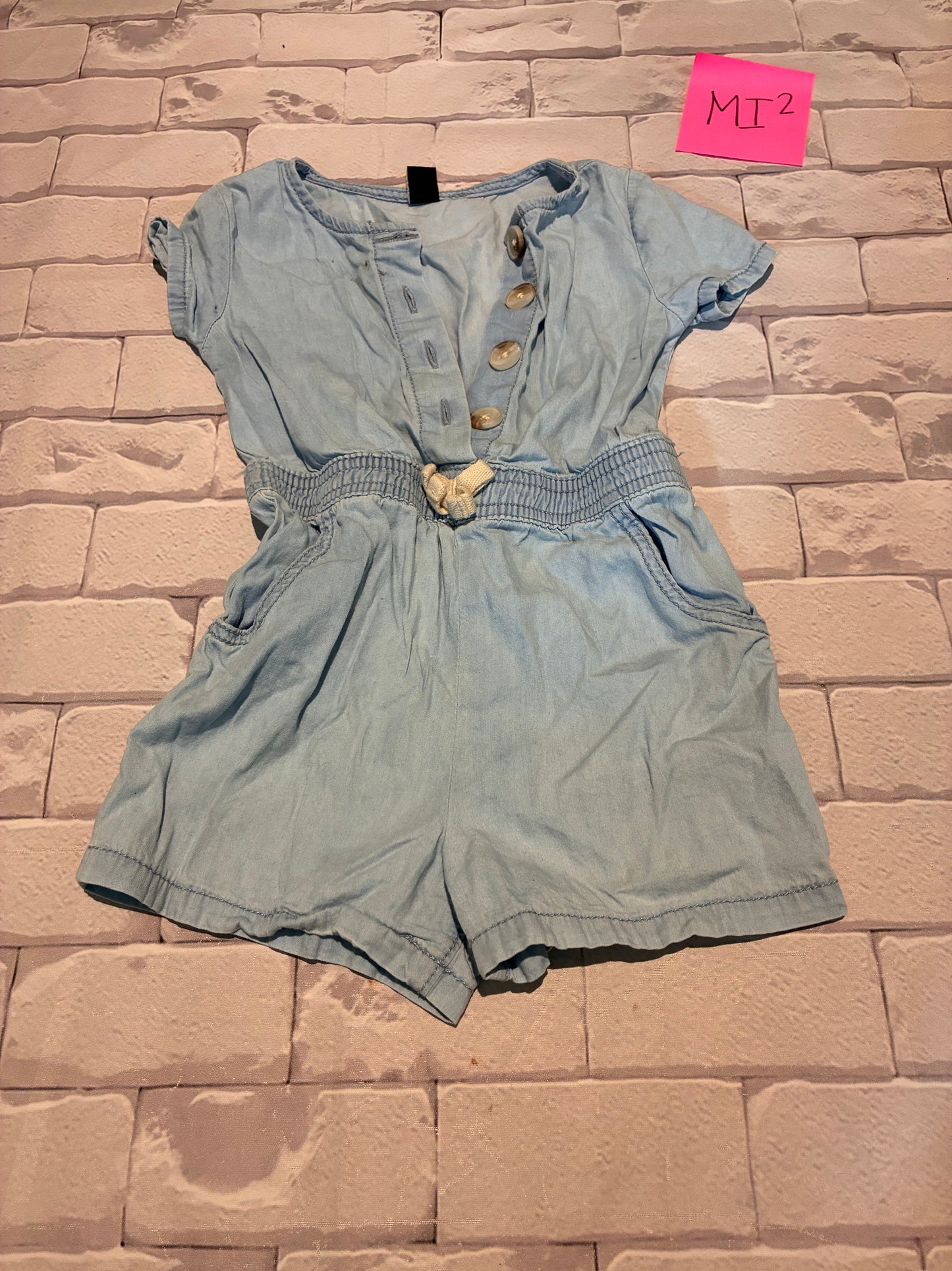 Outfit Size 3