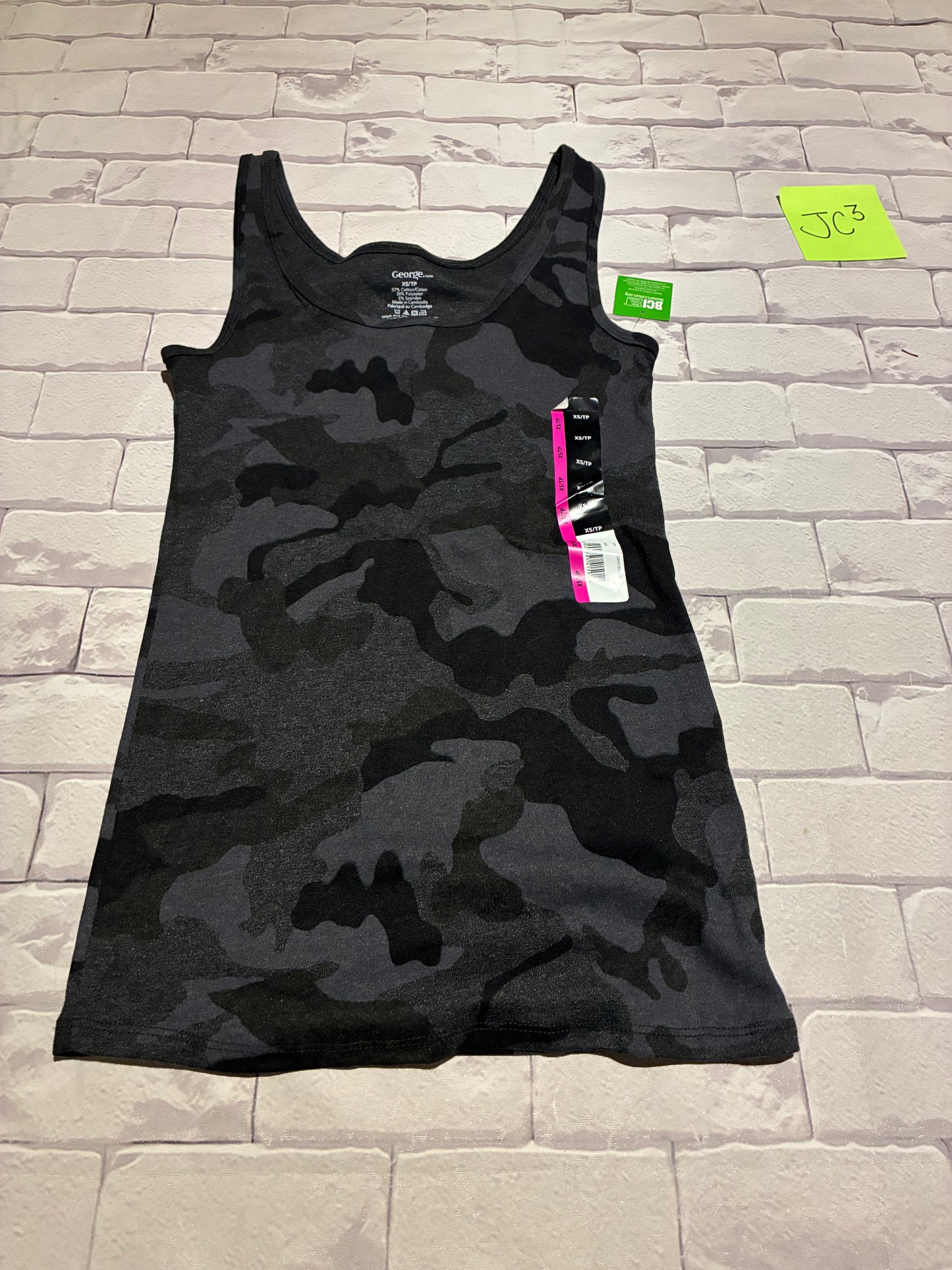 Ladies Top Size XS BNWT