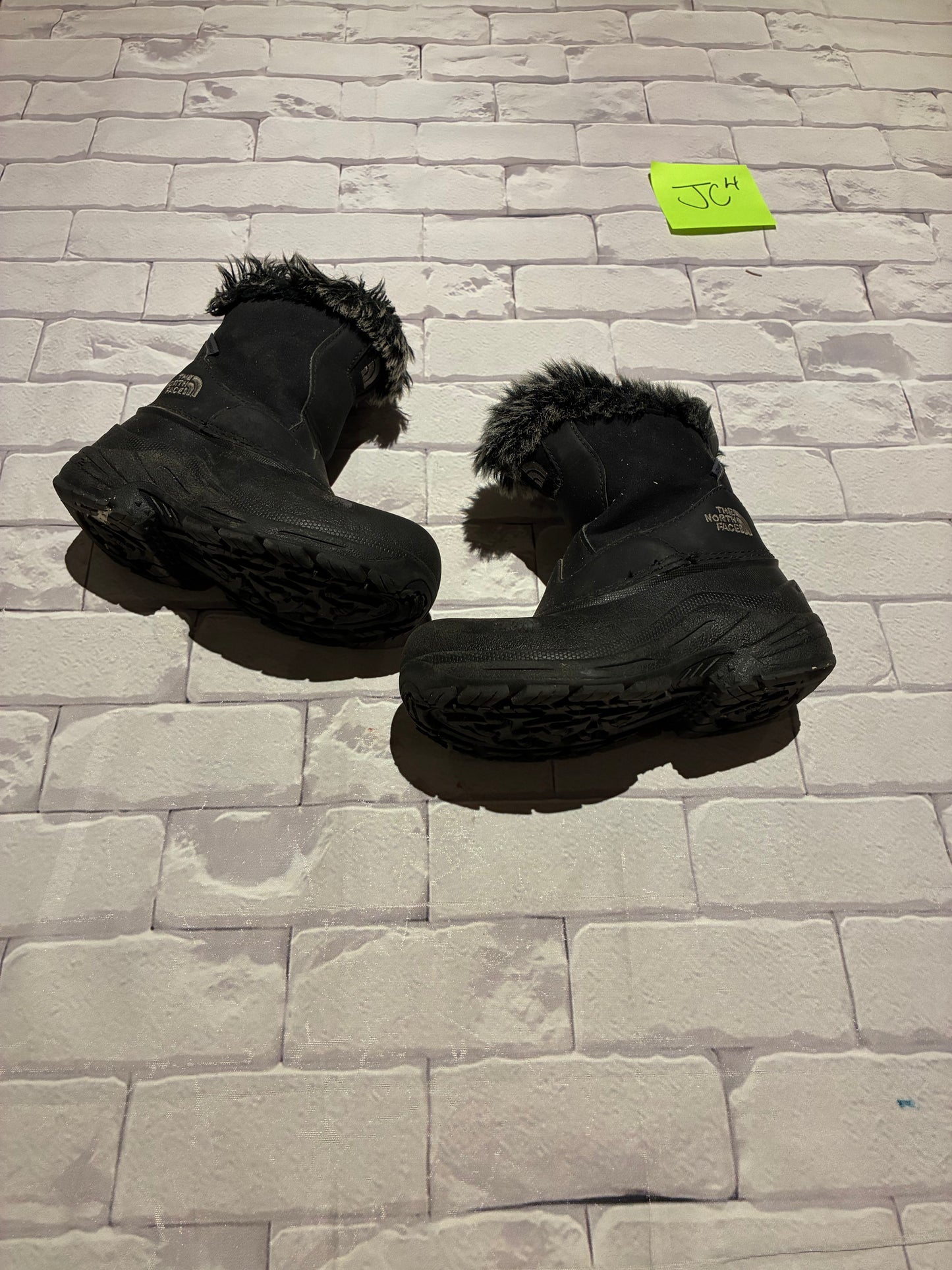 Shoes Size 11