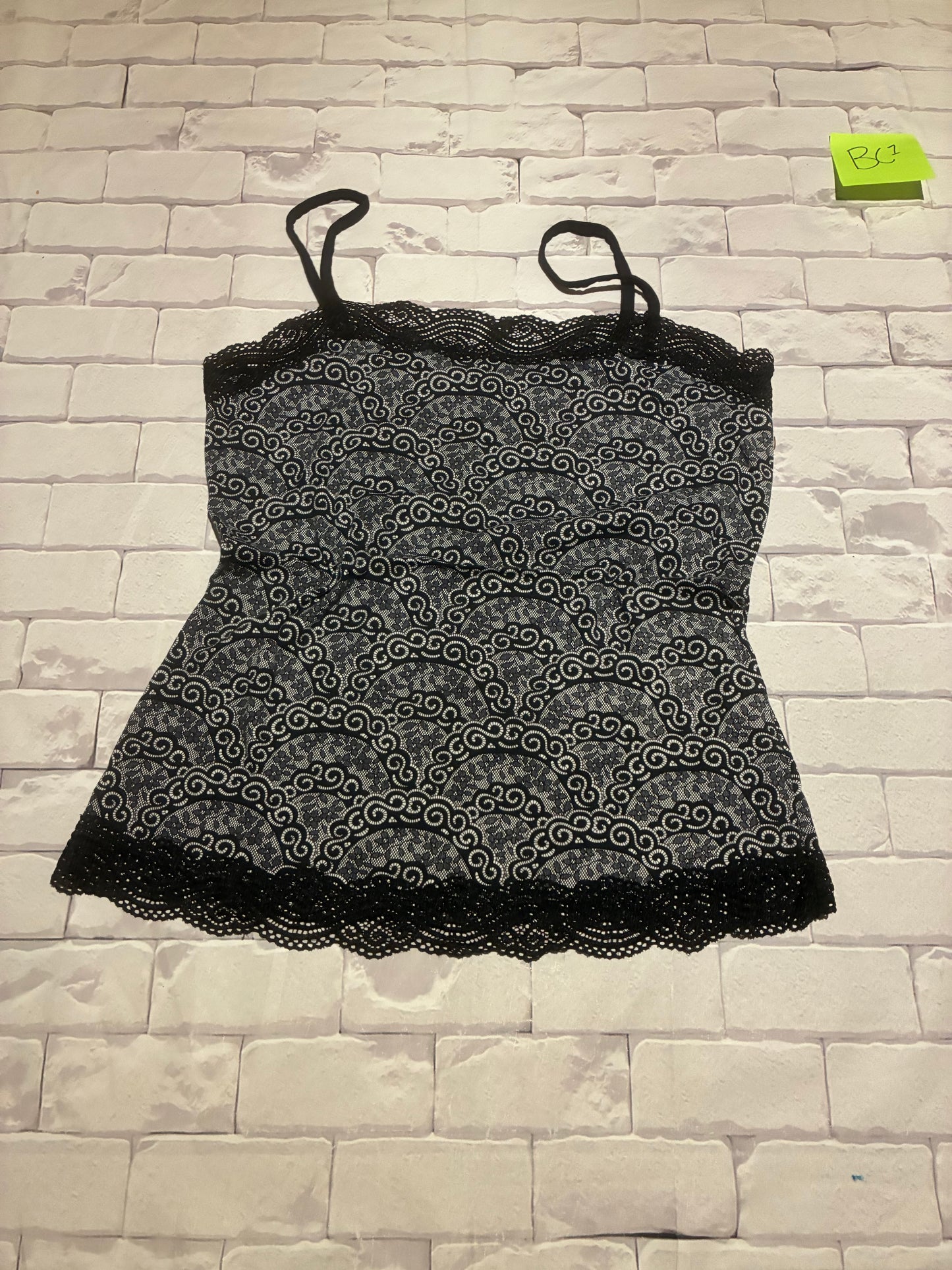 Ladies Top Size L