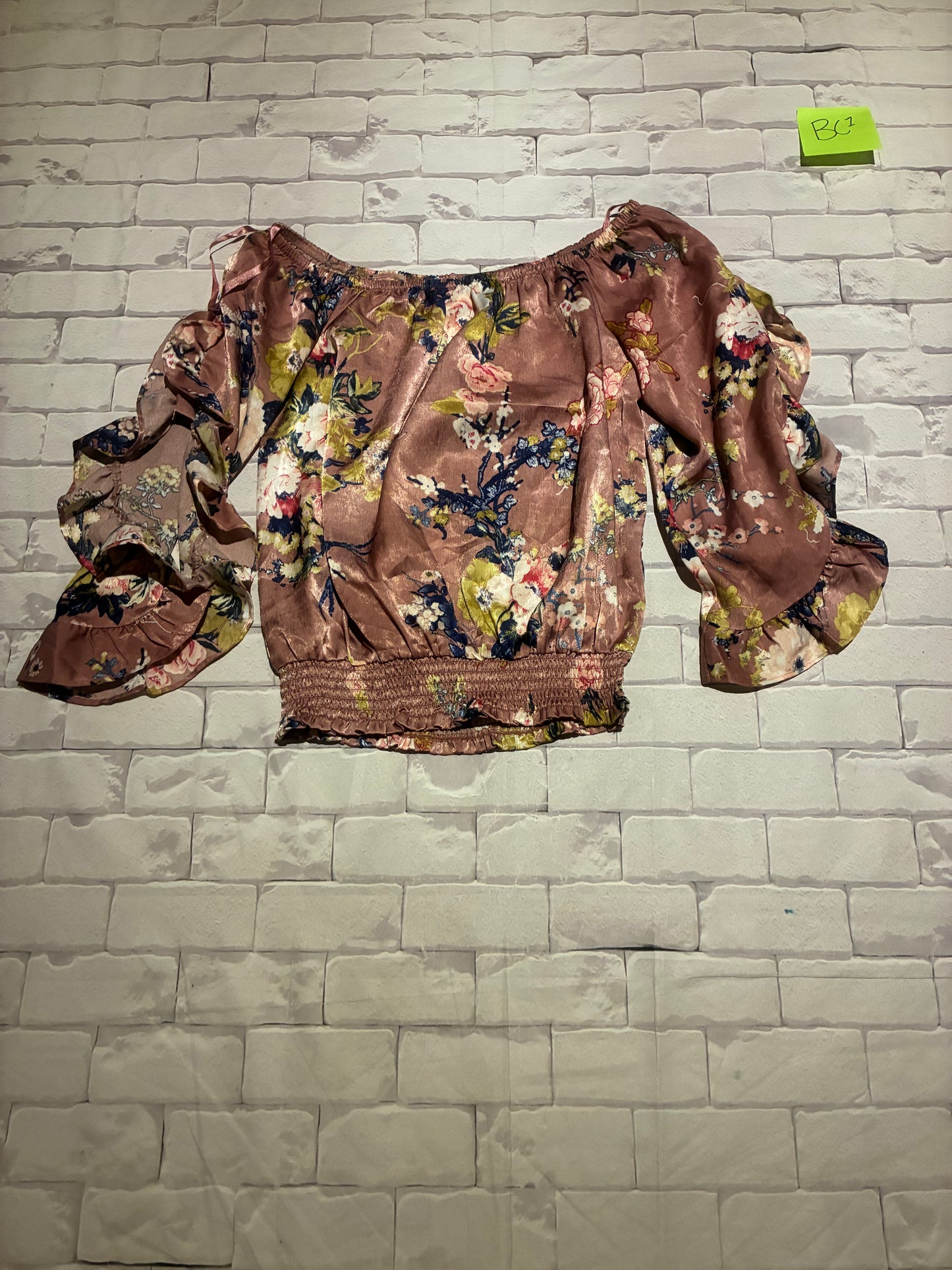 Ladies Top Size S