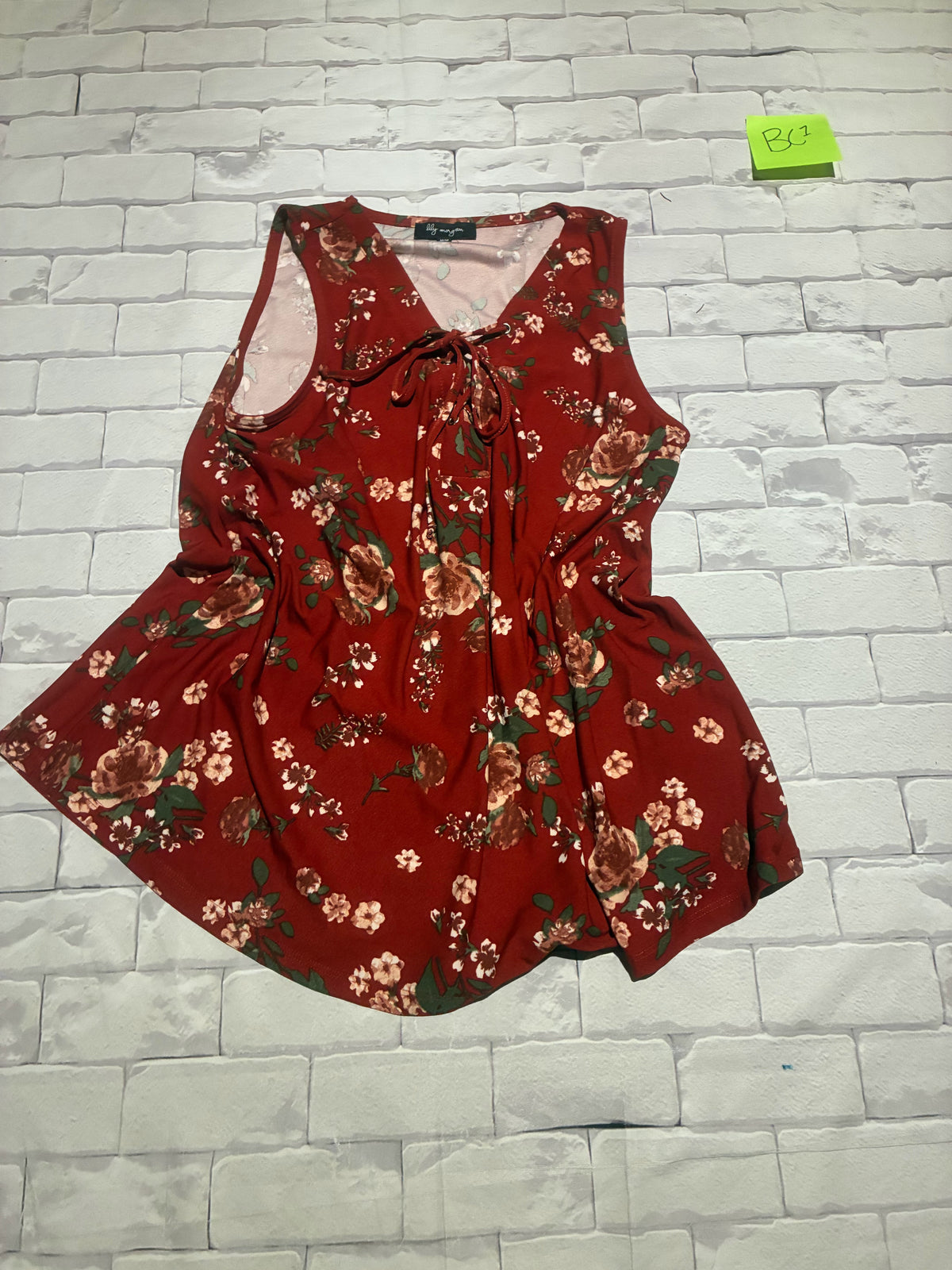 Ladies Top Size M