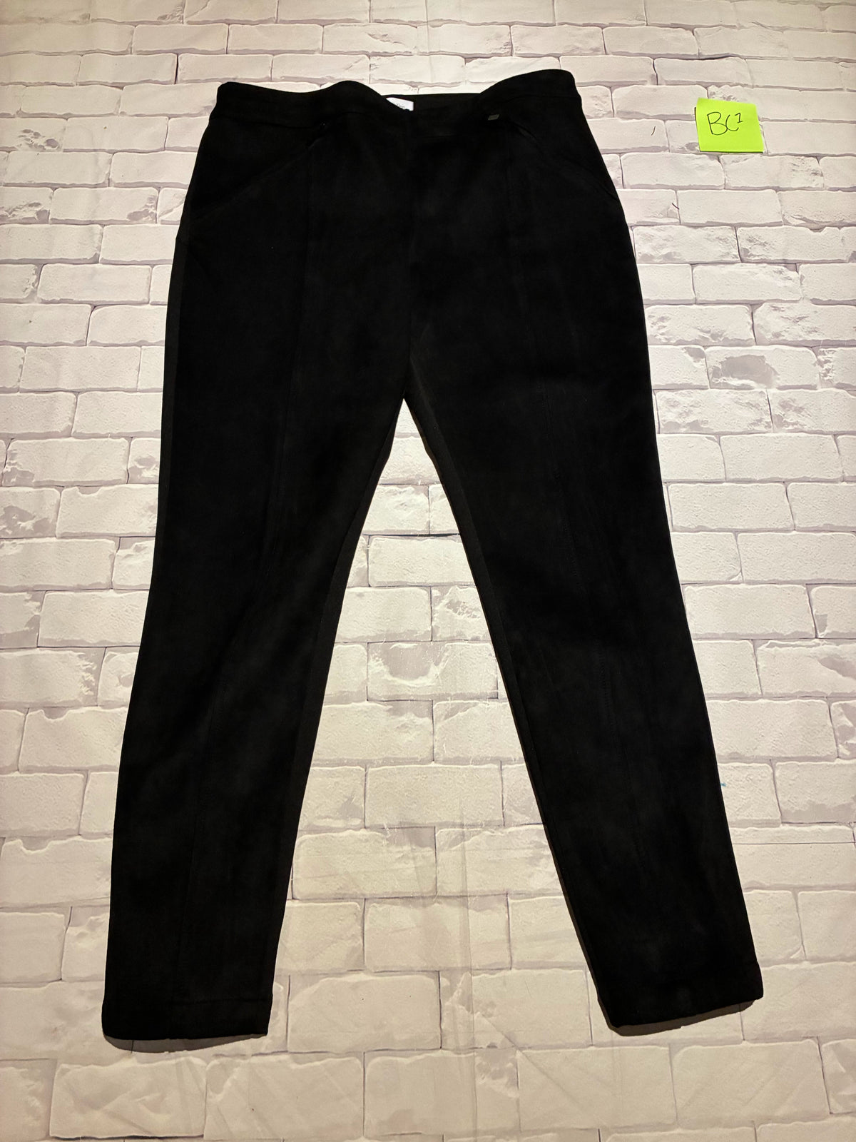 Ladies Bottoms Size L
