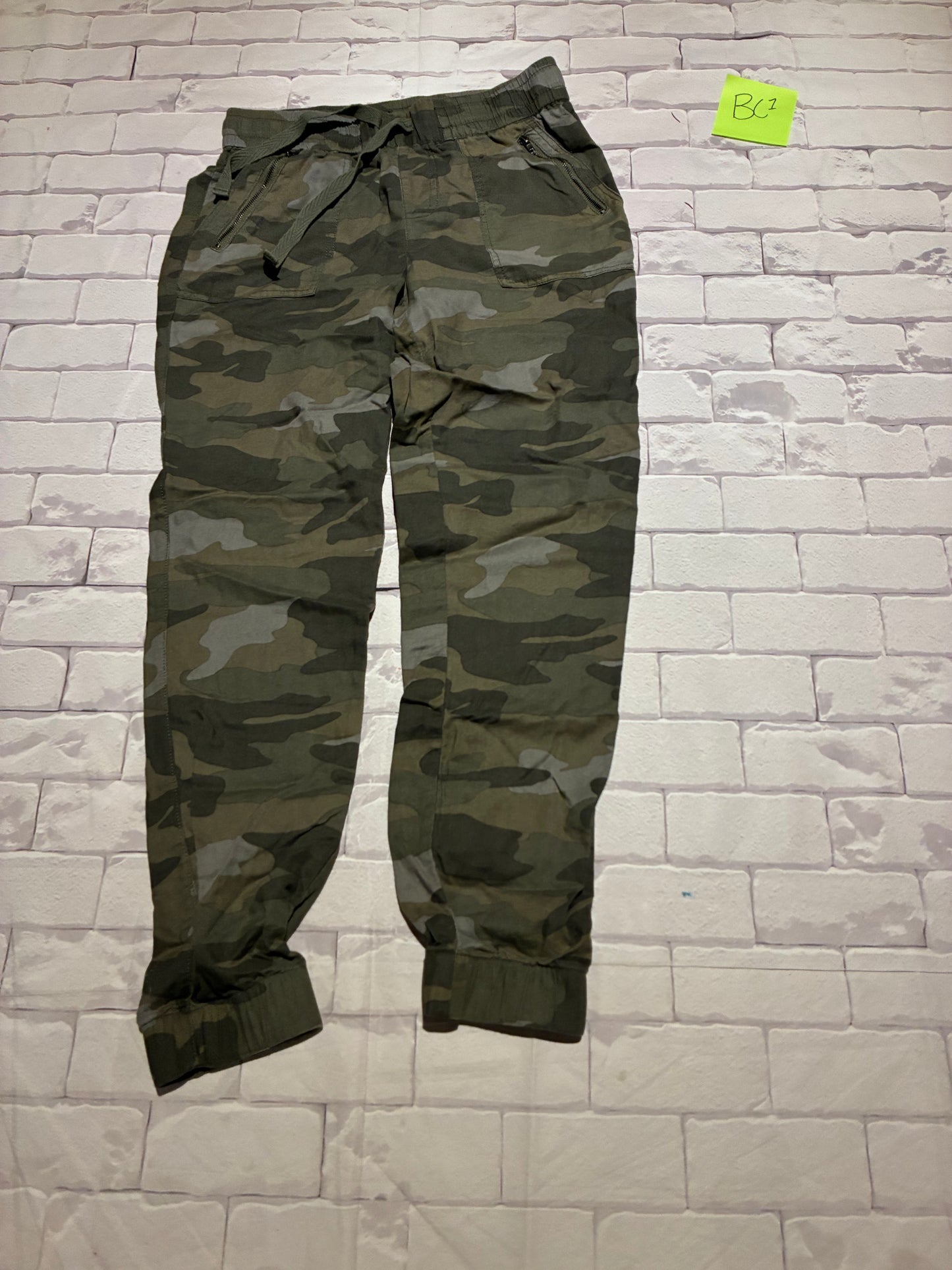 Ladies Bottoms Size XS