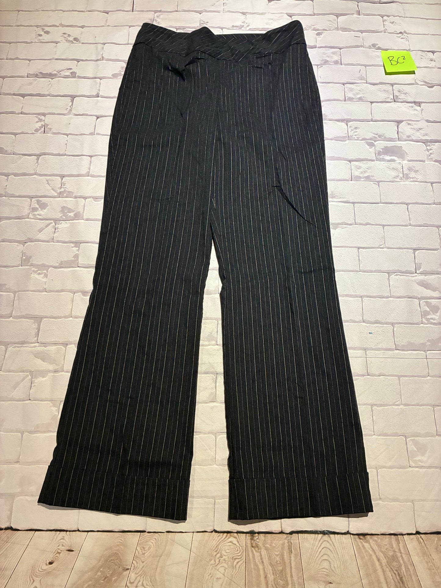 Ladies Bottoms Size 12x33