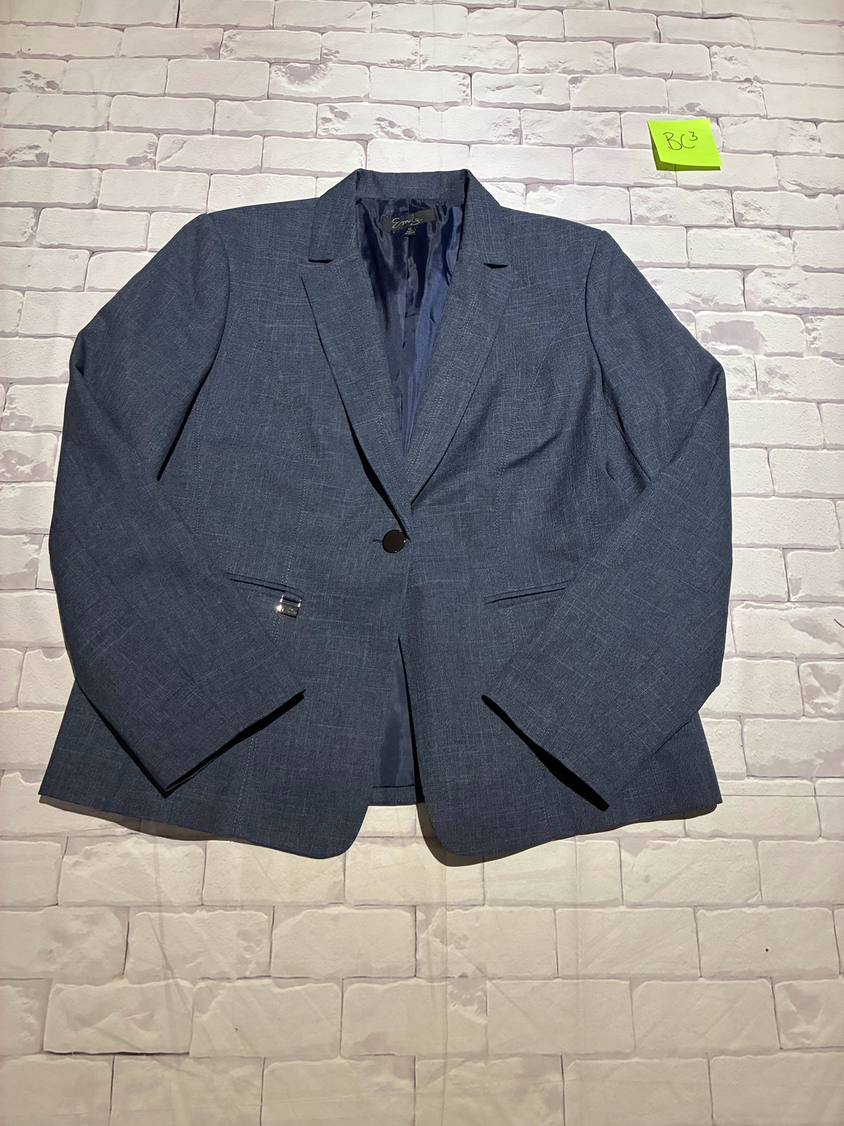 Ladies Top Size 14
