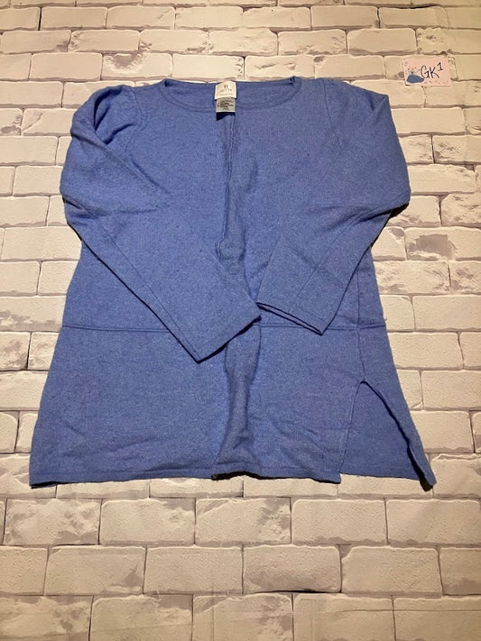 Ladies Top Size M