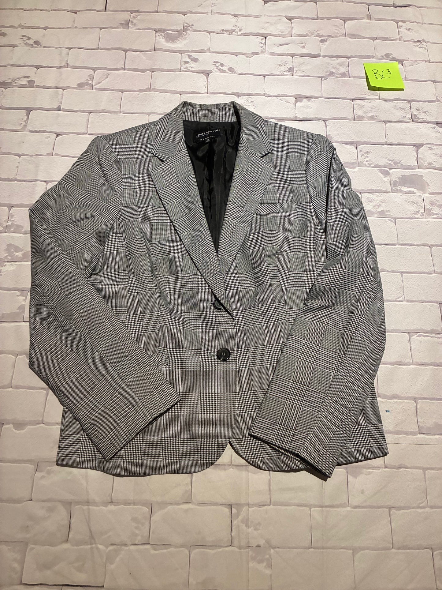 Ladies Top Size 14