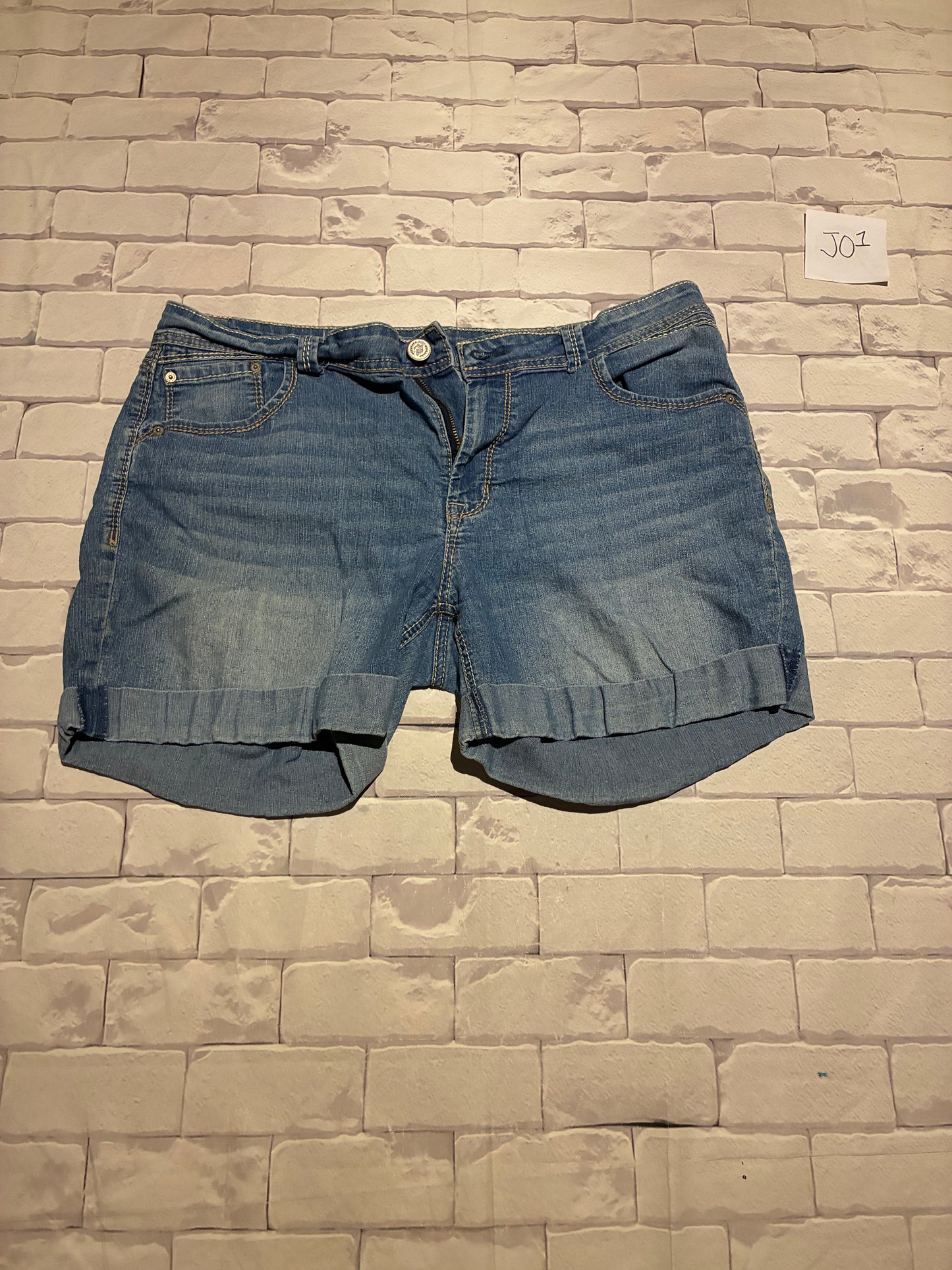 Ladies Bottoms Size 16