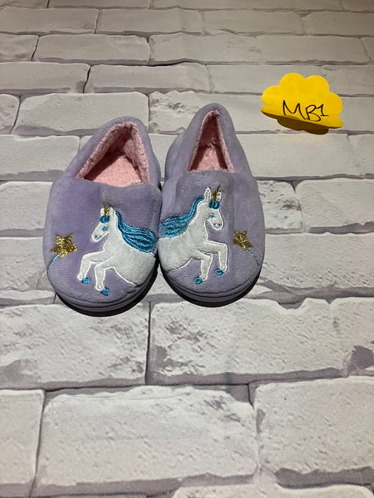Girls Shoes Size 5-6
