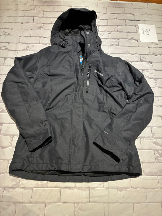 Ladies Outerwear Size L