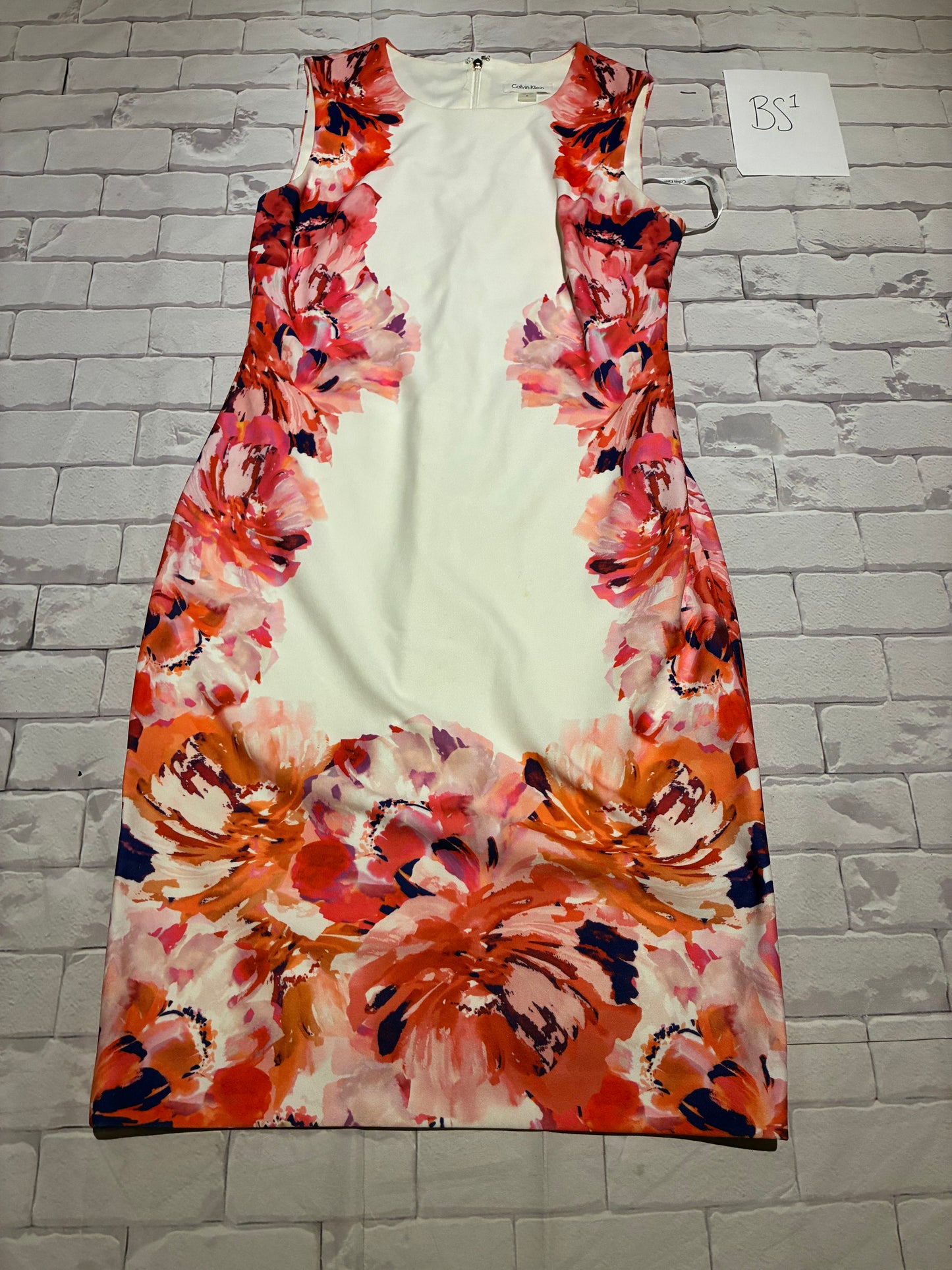 Ladies Dress Size 6 Spot