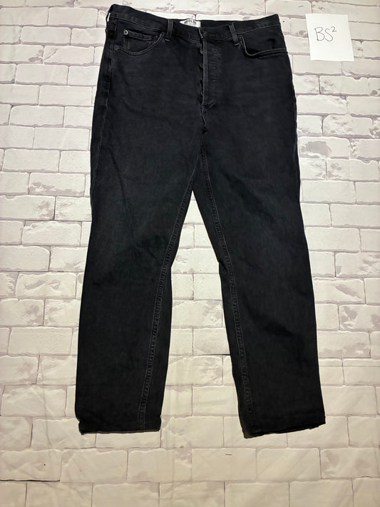 Ladies Bottoms Size 31