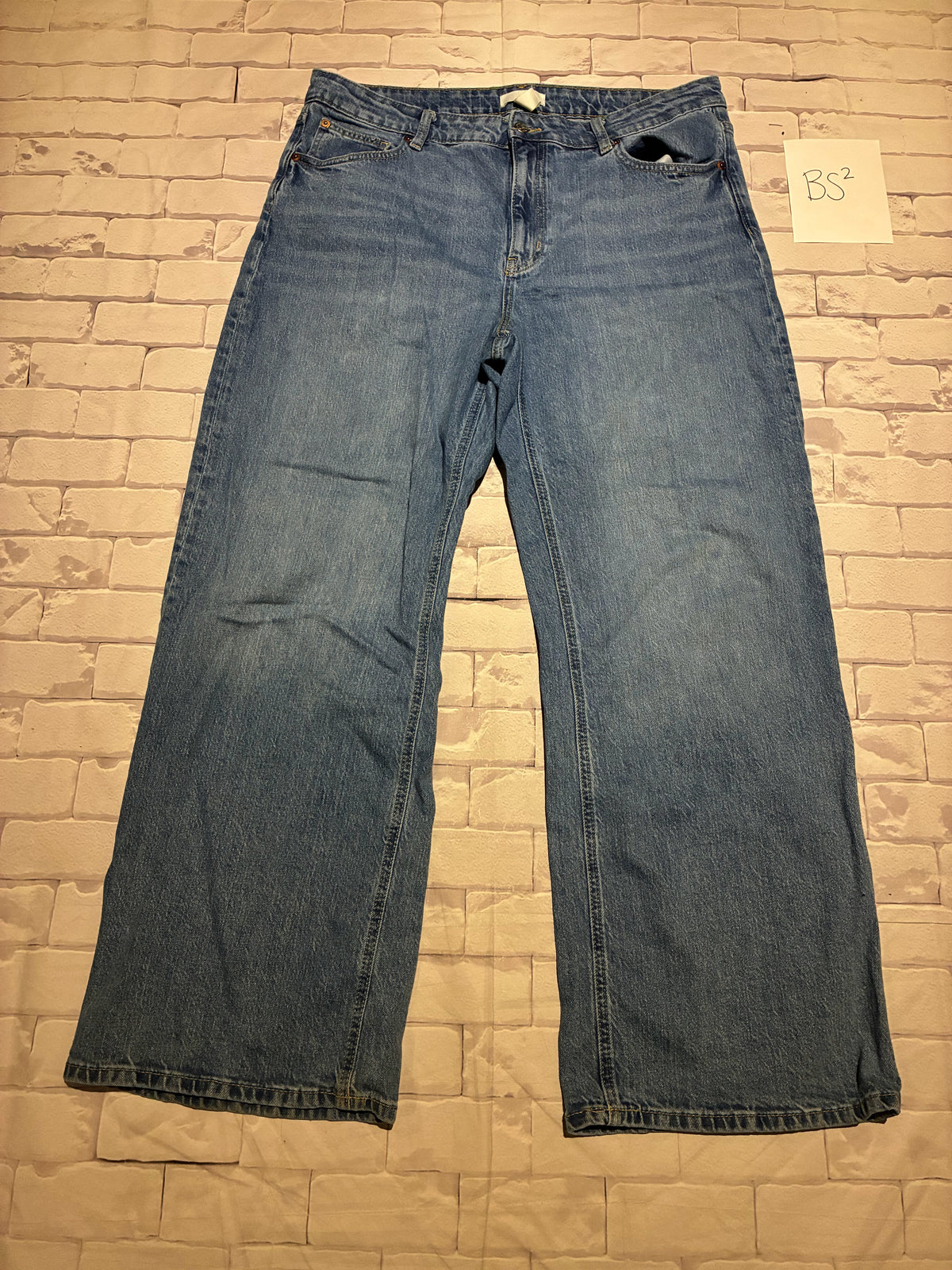 Ladies Bottoms Size 16
