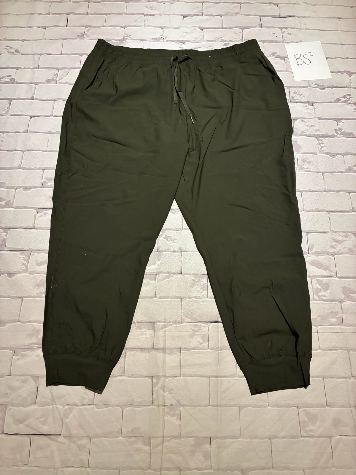 Ladies Bottoms Size XL Play Condition