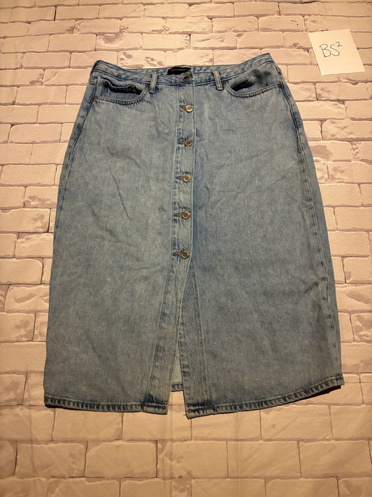 Ladies Bottoms Size 14