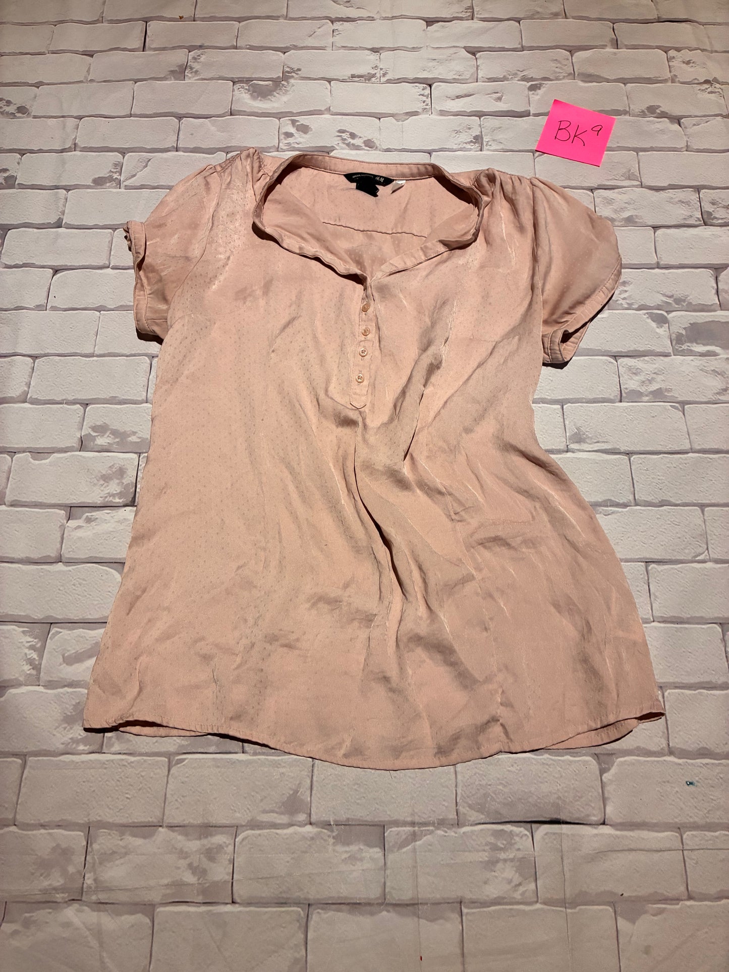 Ladies Top Size S Maternity
