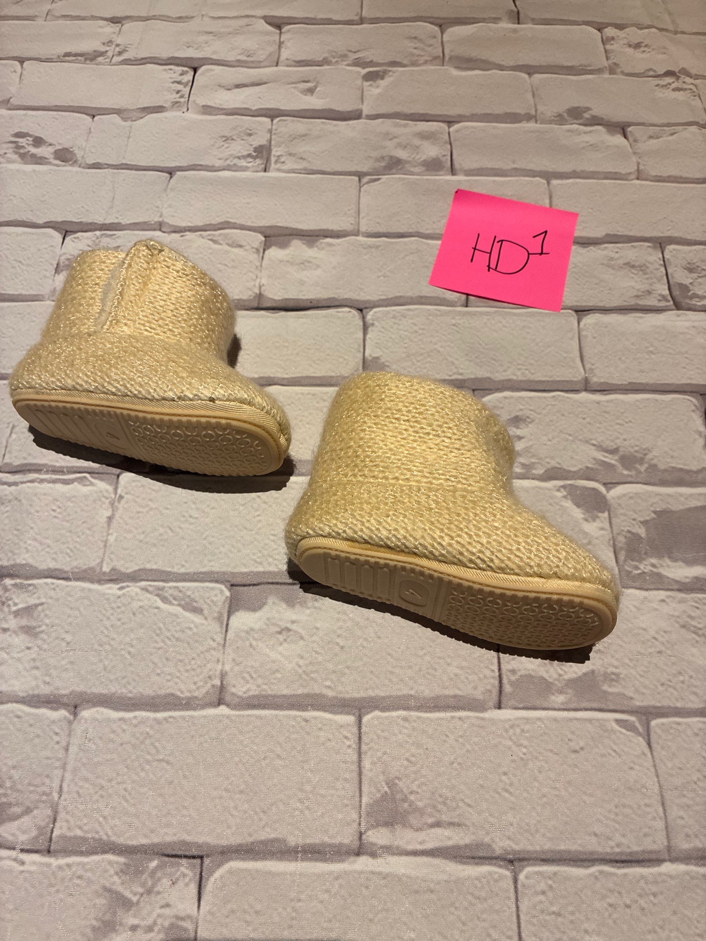 Shoes Size 4