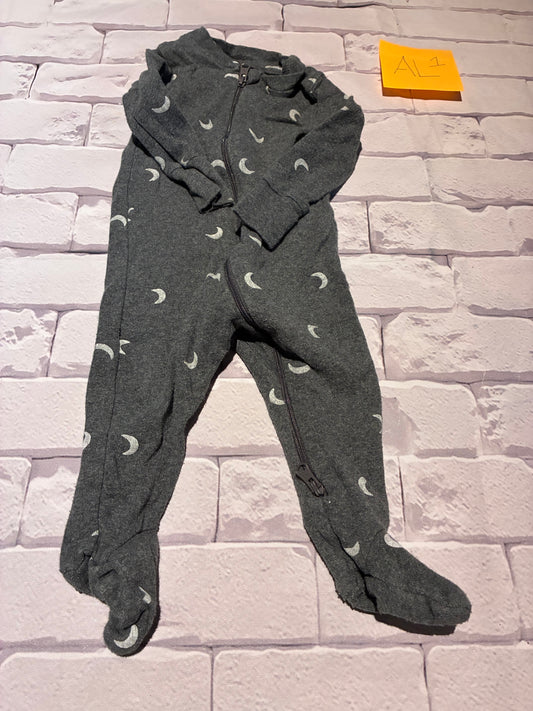 Sleepwear Size 6-9m