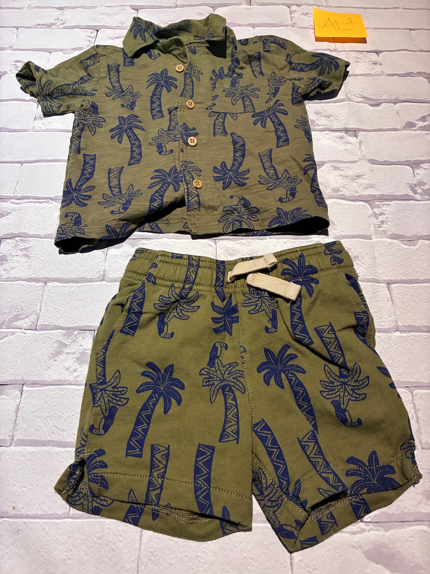 Outfit Size 2T