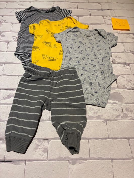 Outfit Size 6m