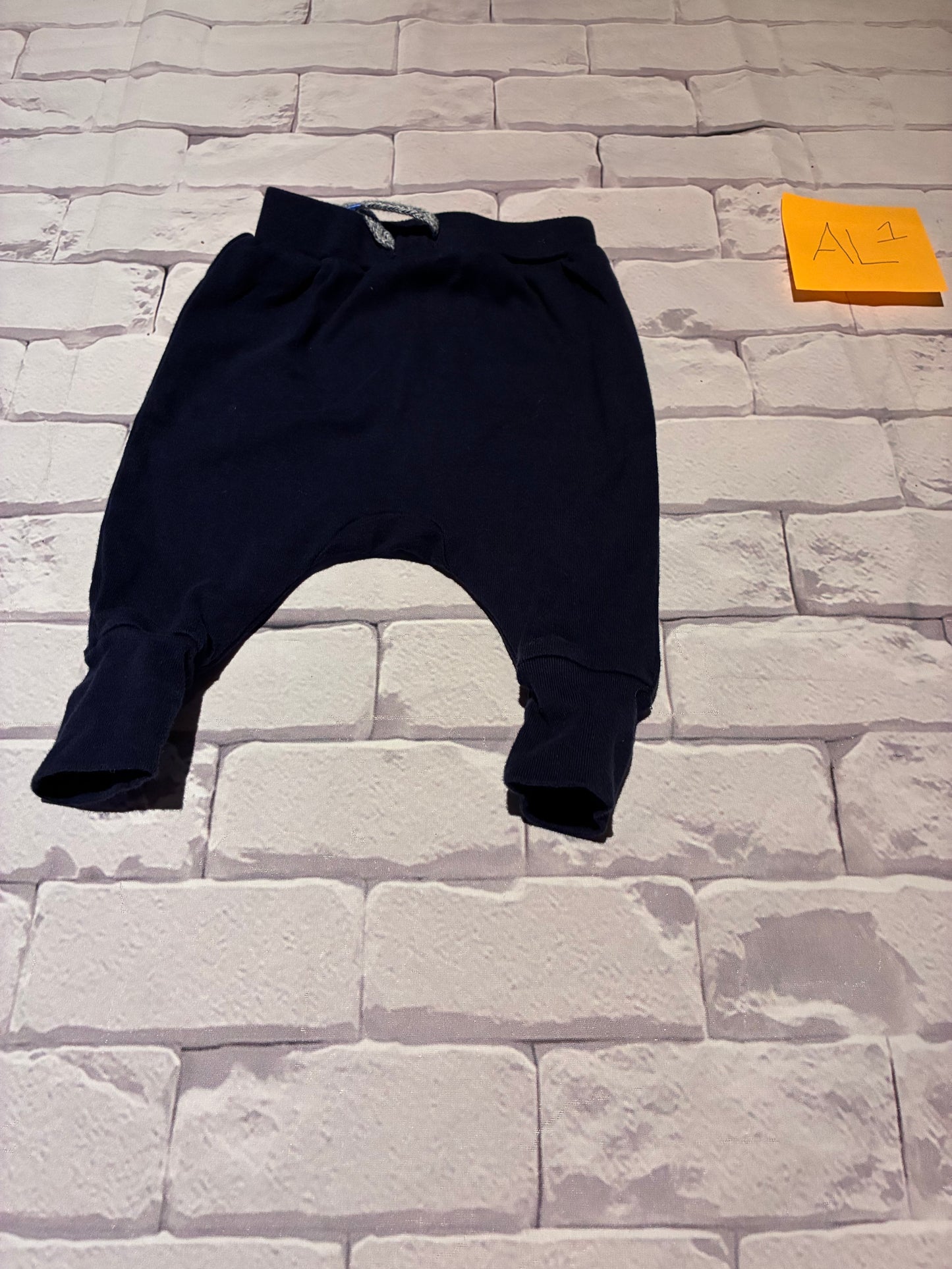 Bottoms Size 0-3m