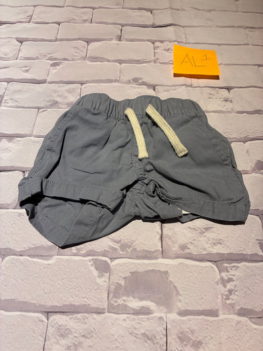 Bottoms Size 6-9m