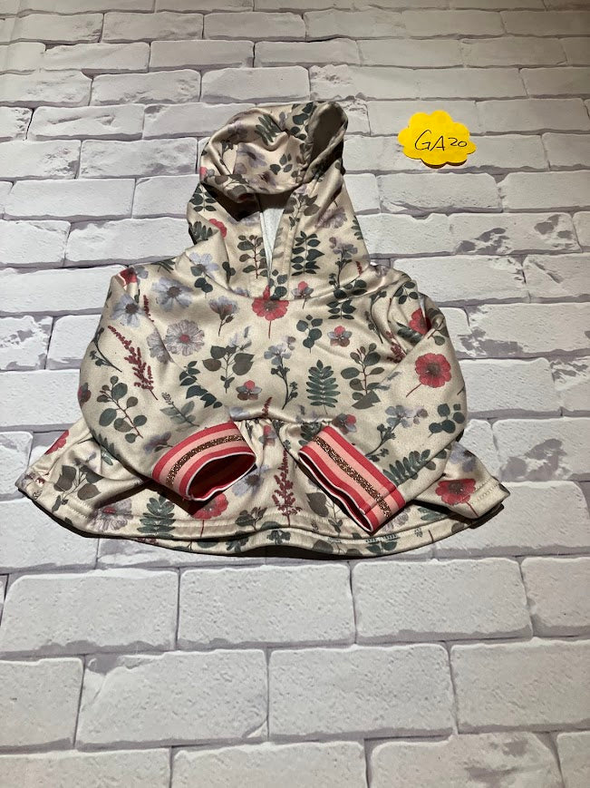 Girls Top Size 12m