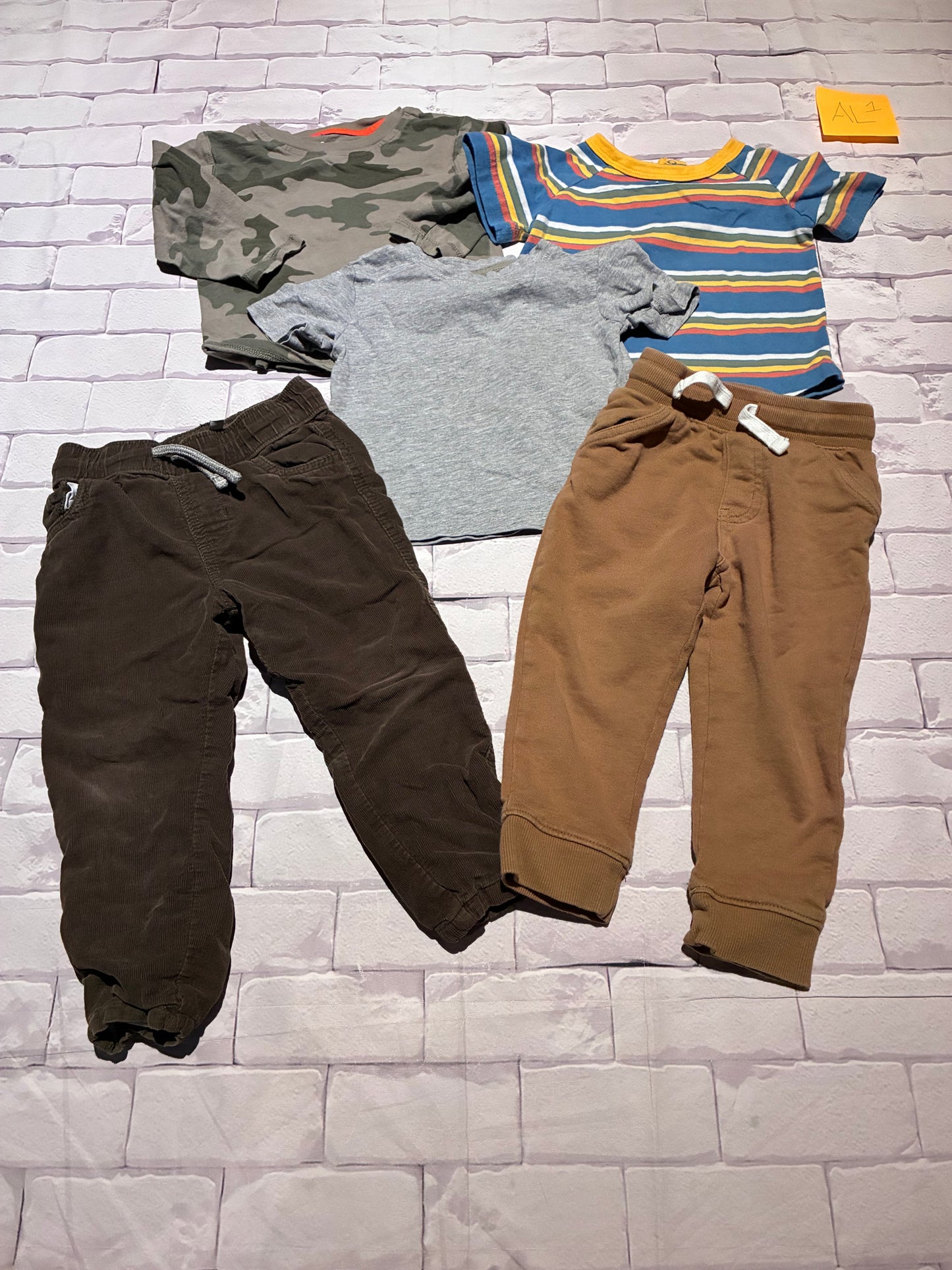 Outfit Size 2T