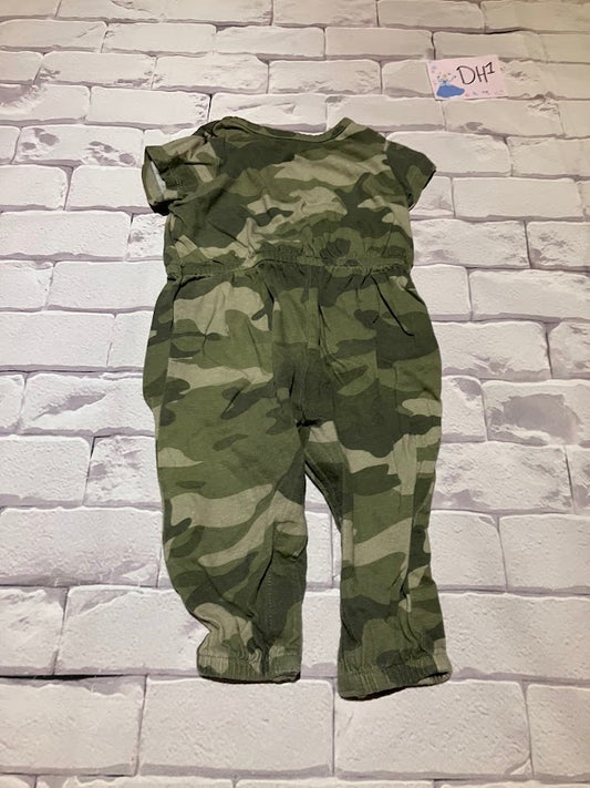 Outfit Size 6-12m