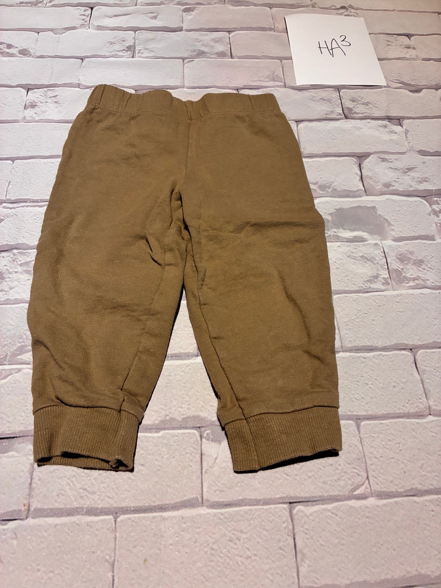 Bottoms Size 18m