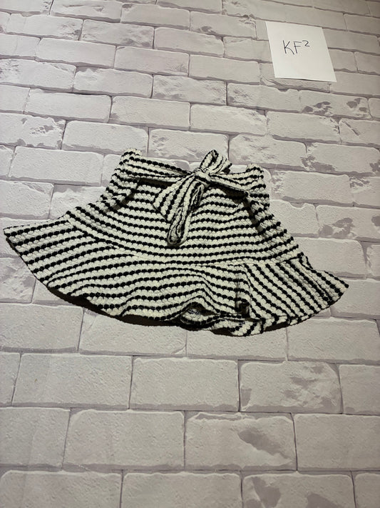 Bottoms Size 6