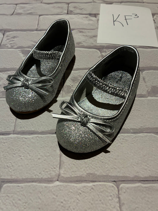 Shoes Size 6