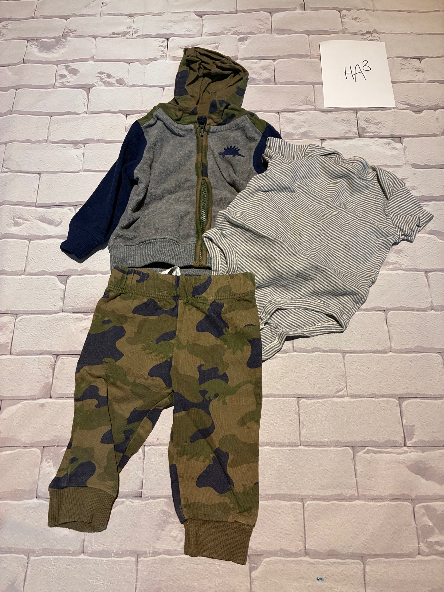 Outfit Size 6m