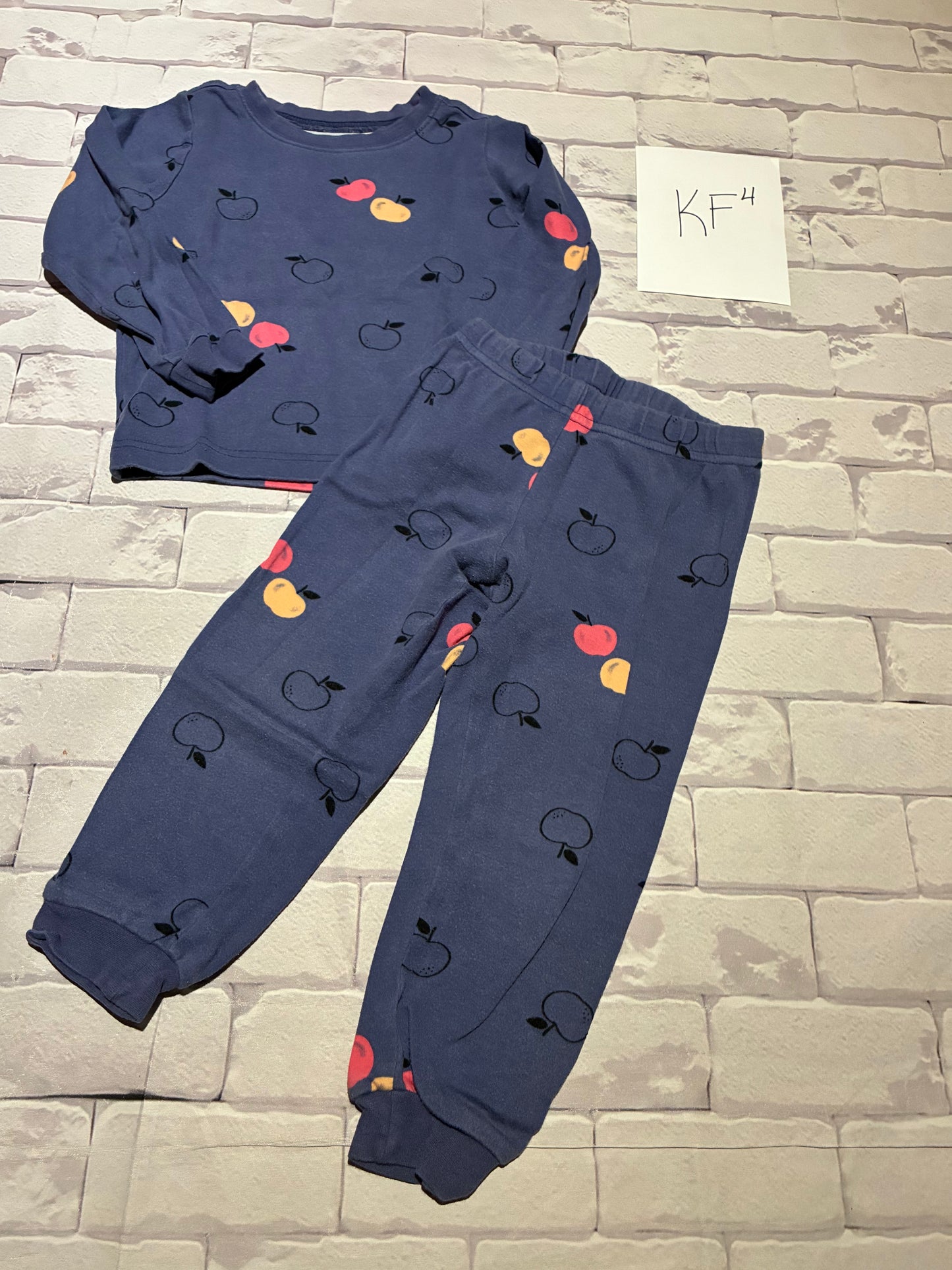 Sleepwear Size 2-3