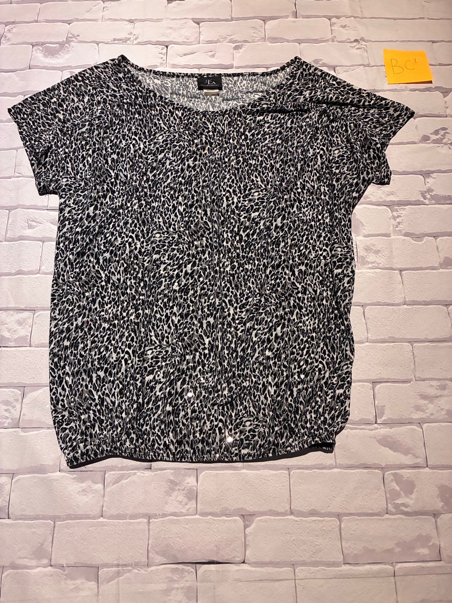 Ladies Top Size L