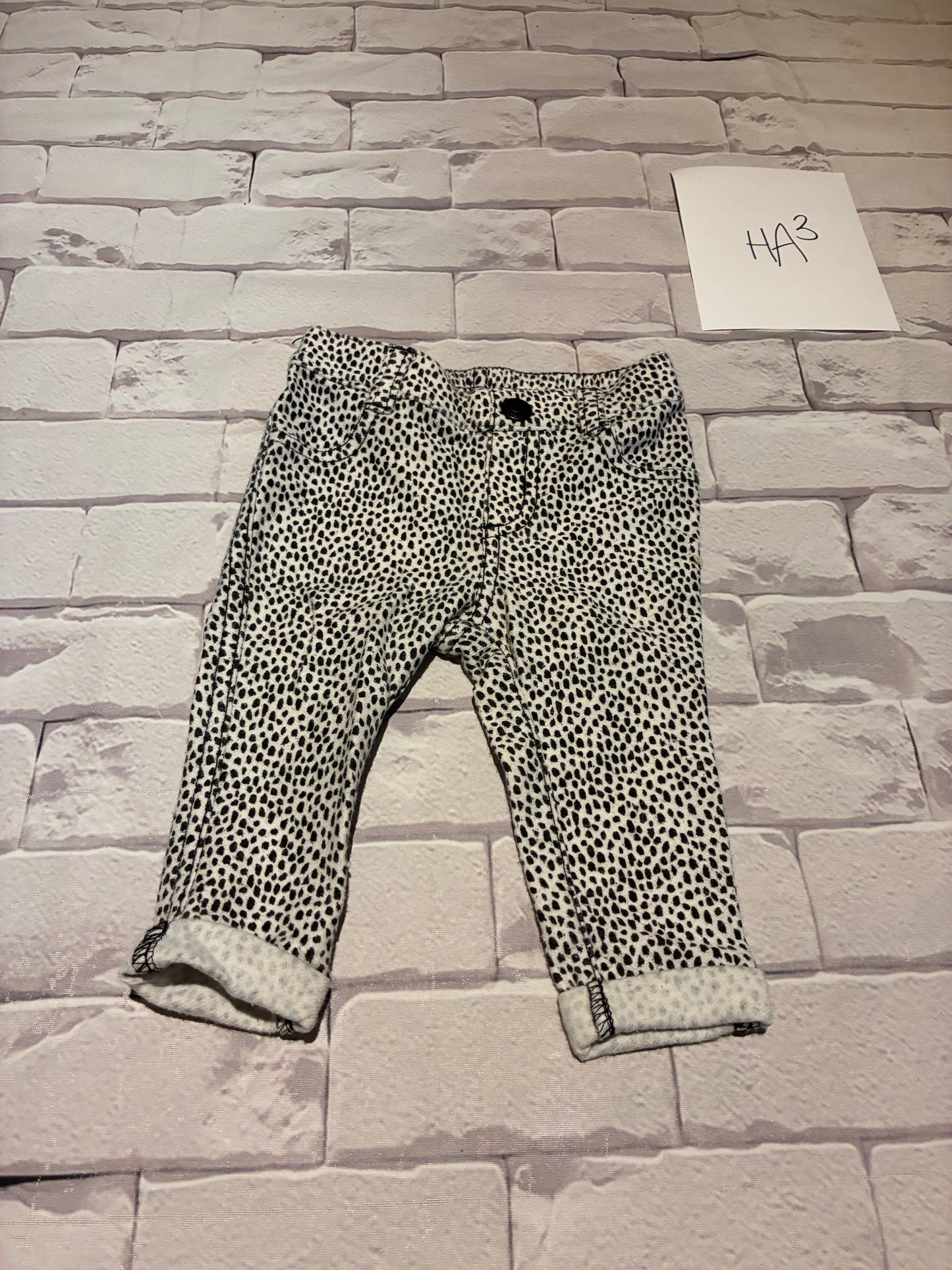 Bottoms Size 3-6 m