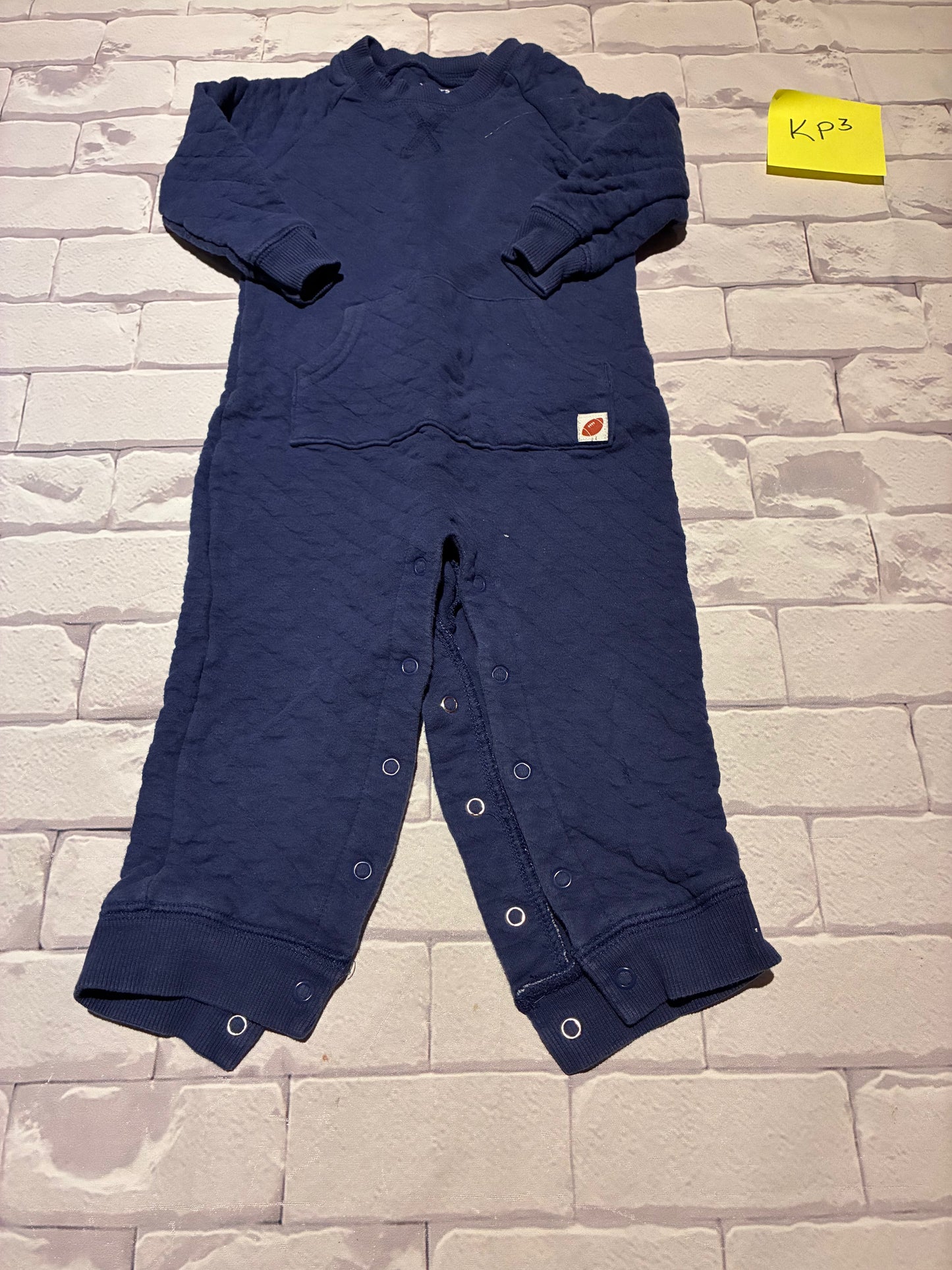 Outfit Size 18m