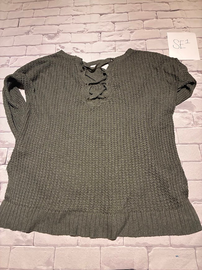 Ladies Top Size M