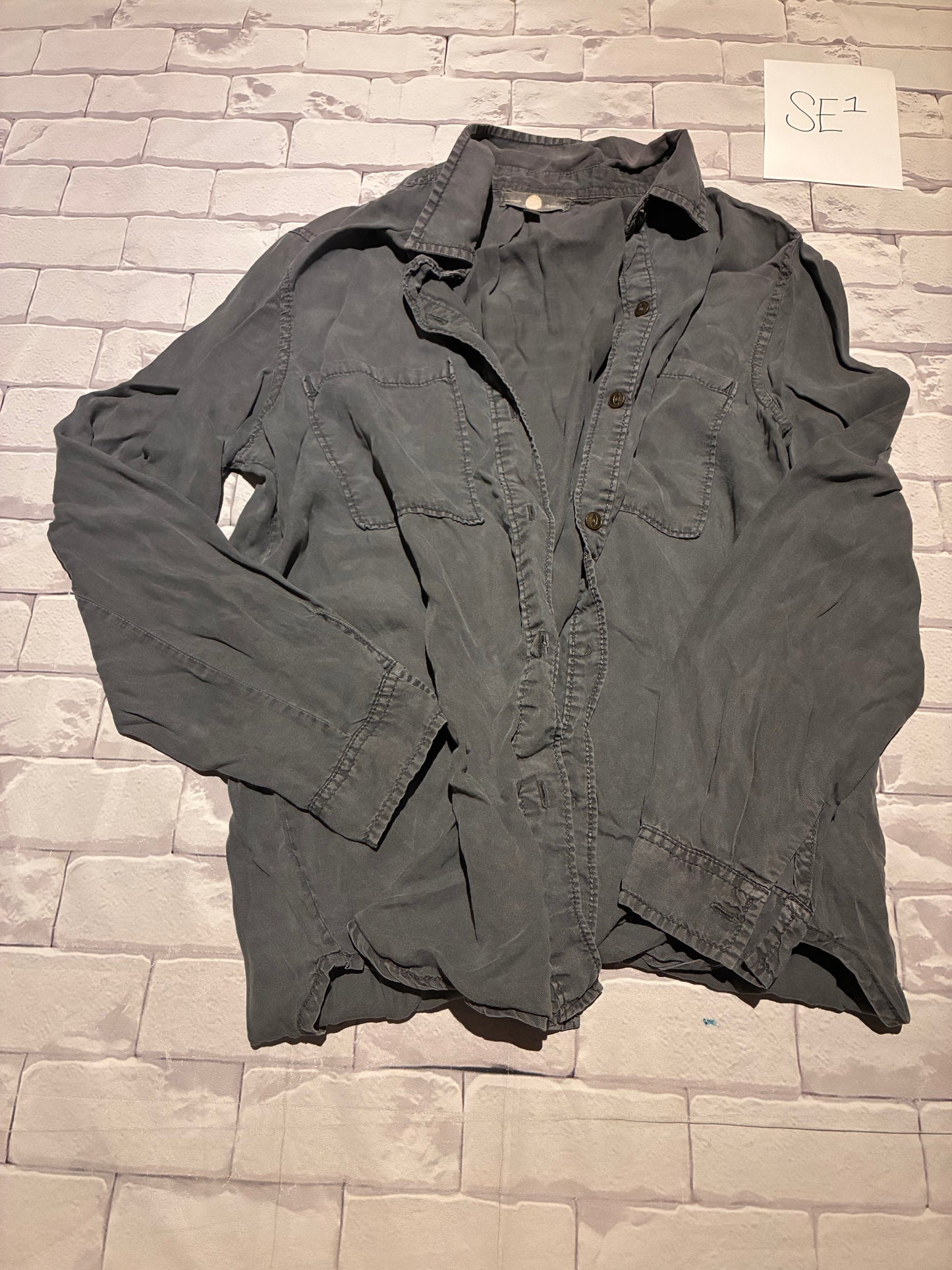 Ladies Top Size M